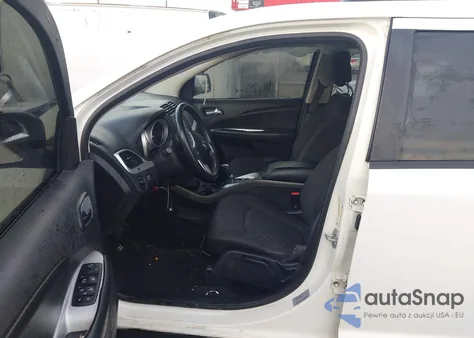 2017 Dodge Journey Crossroad z USA, uszkodzony, nr VIN 3C4PDCGG5HT684906